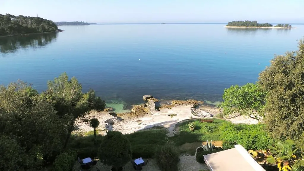 Room In Rovinj With Sea View, Balcony, Air Conditioning, W-Lan 81-4 0*,