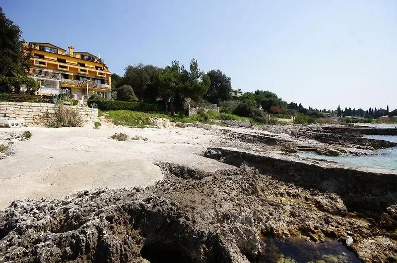 Room In Rovinj With Sea View, Balcony, Air Conditioning, W-Lan 81-4