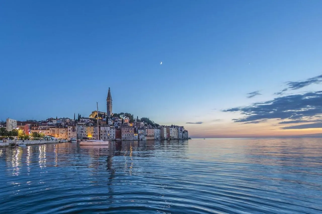 Room In Rovinj With Sea View, Balcony, Air Conditioning, W-Lan 81-4 Croatia